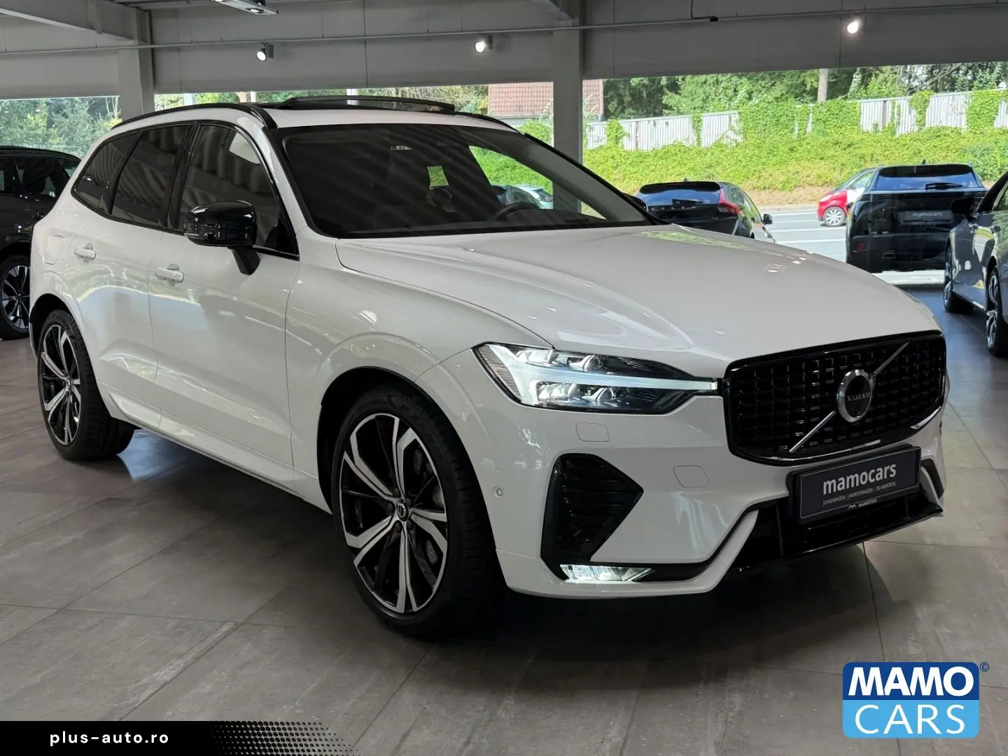 VOLVO XC60 B5 AWD Ultra Dark AHK 21'' PANO&hellip;