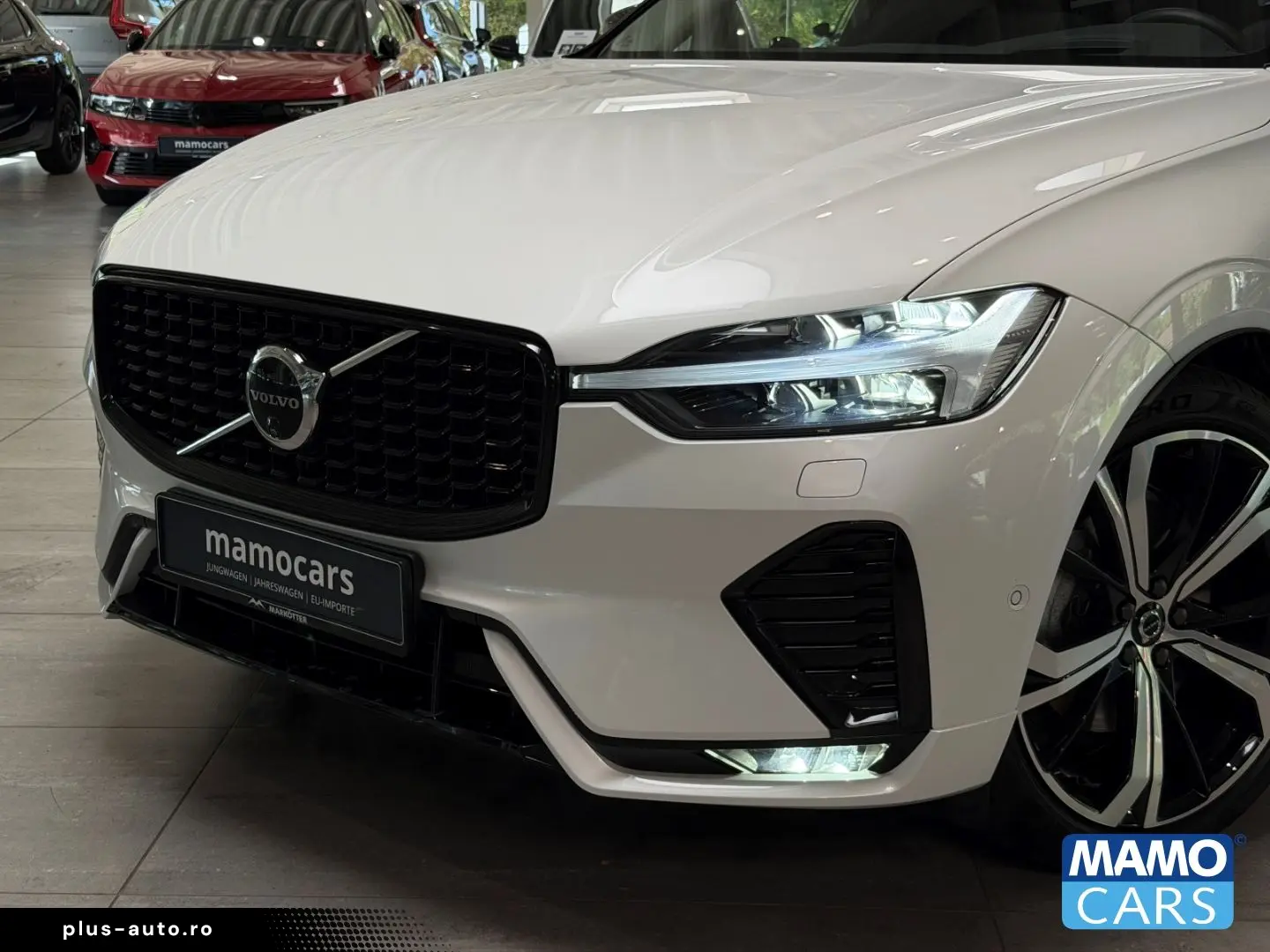 VOLVO XC60 B5 AWD Ultra Dark AHK 21'' PANO&hellip;
