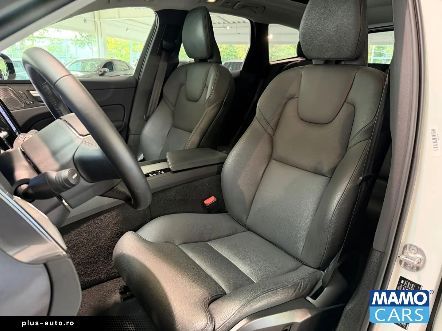 VOLVO XC60 B5 AWD Ultra Dark AHK 21'' PANO&hellip;