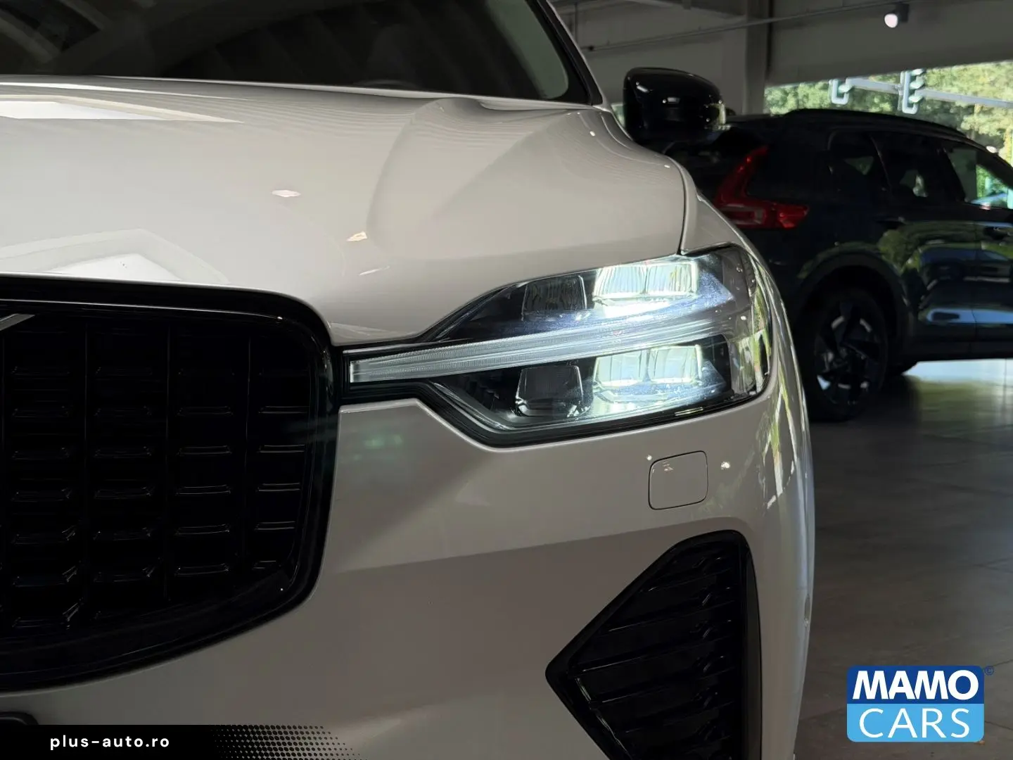 VOLVO XC60 B5 AWD Ultra Dark AHK 21'' PANO&hellip;