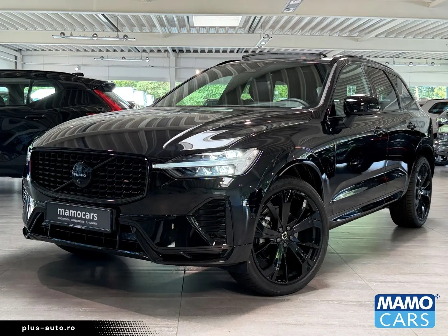 VOLVO XC60 B5 AWD Plus Black Editi. BLIS PANO 360  HUD