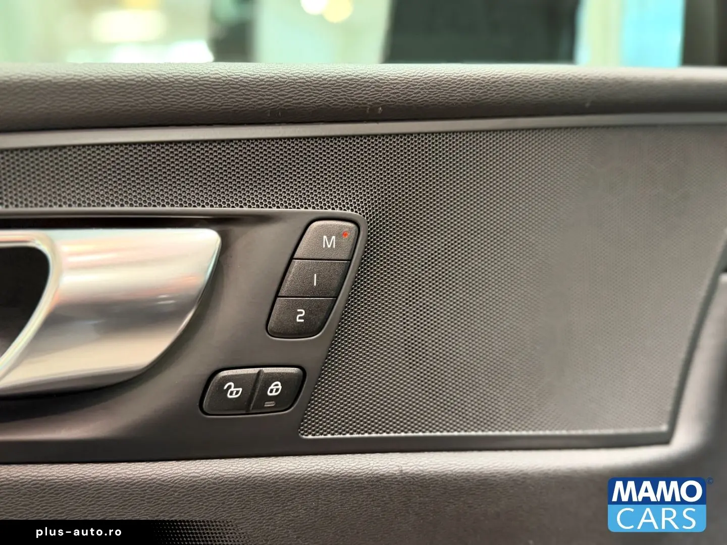 VOLVO XC60 B5 AWD Plus Black Editi. BLIS PANO 360  HUD