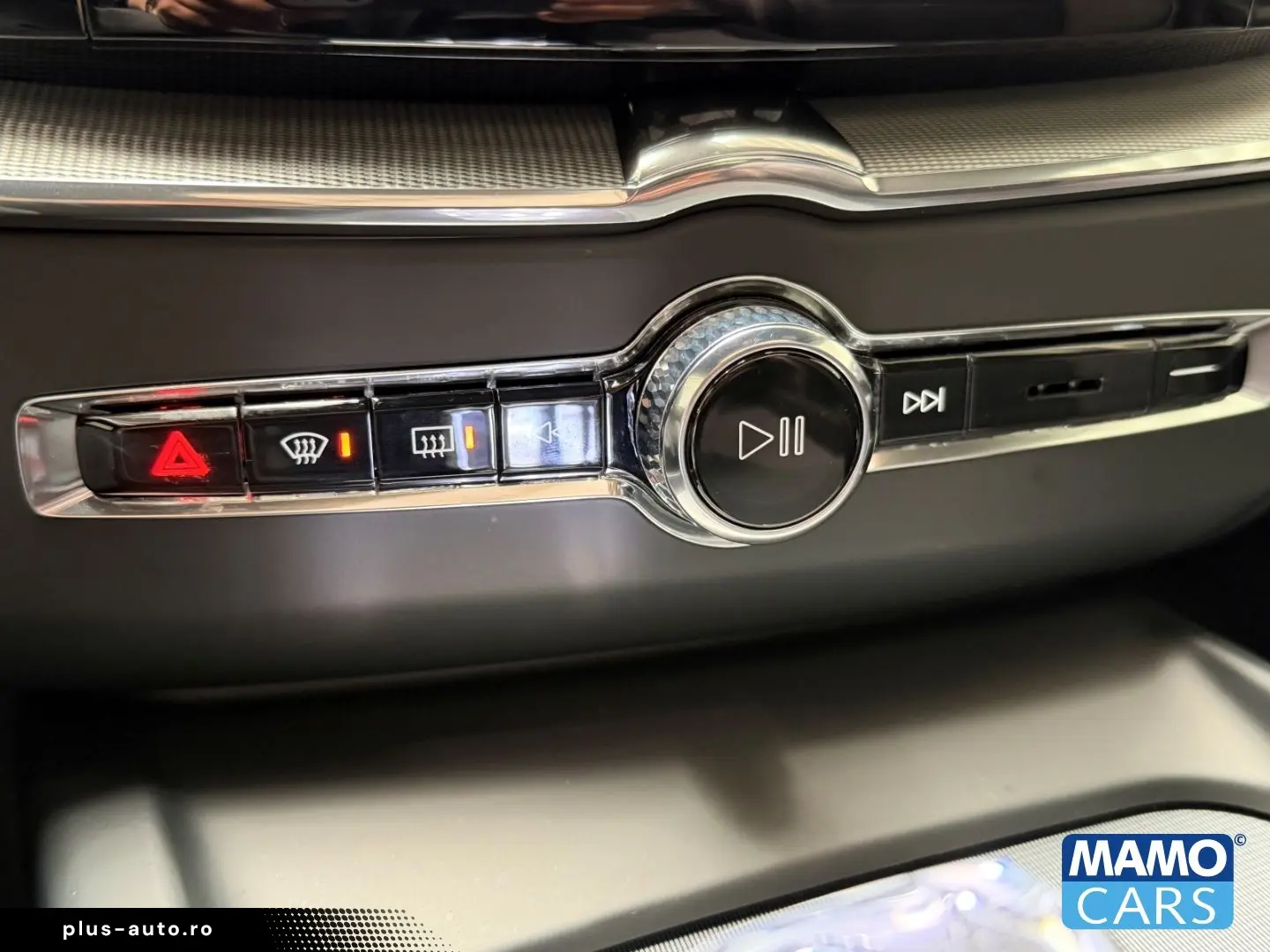 VOLVO XC60 B5 AWD Plus Black Editi. BLIS PANO 360  HUD