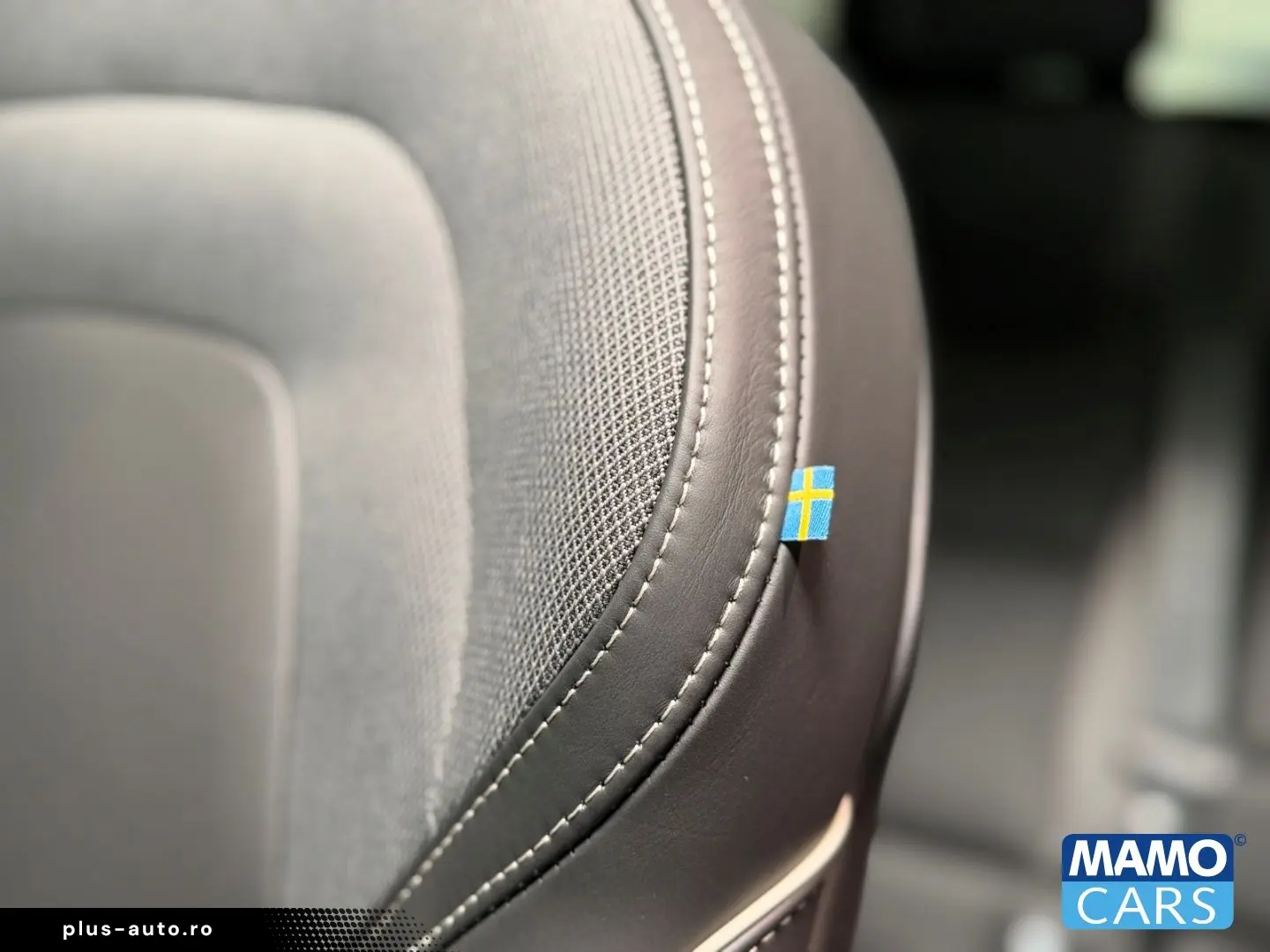VOLVO XC60 B5 AWD Plus Black Editi. BLIS PANO 360  HUD