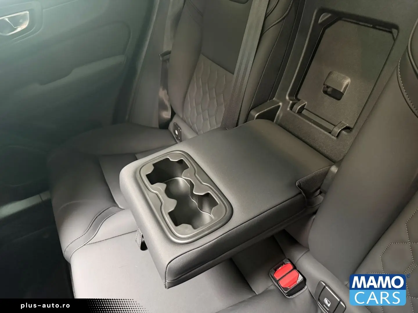 VOLVO XC60 B5 AWD Plus Dark FACELIFT ACC BLIS 360  PAN