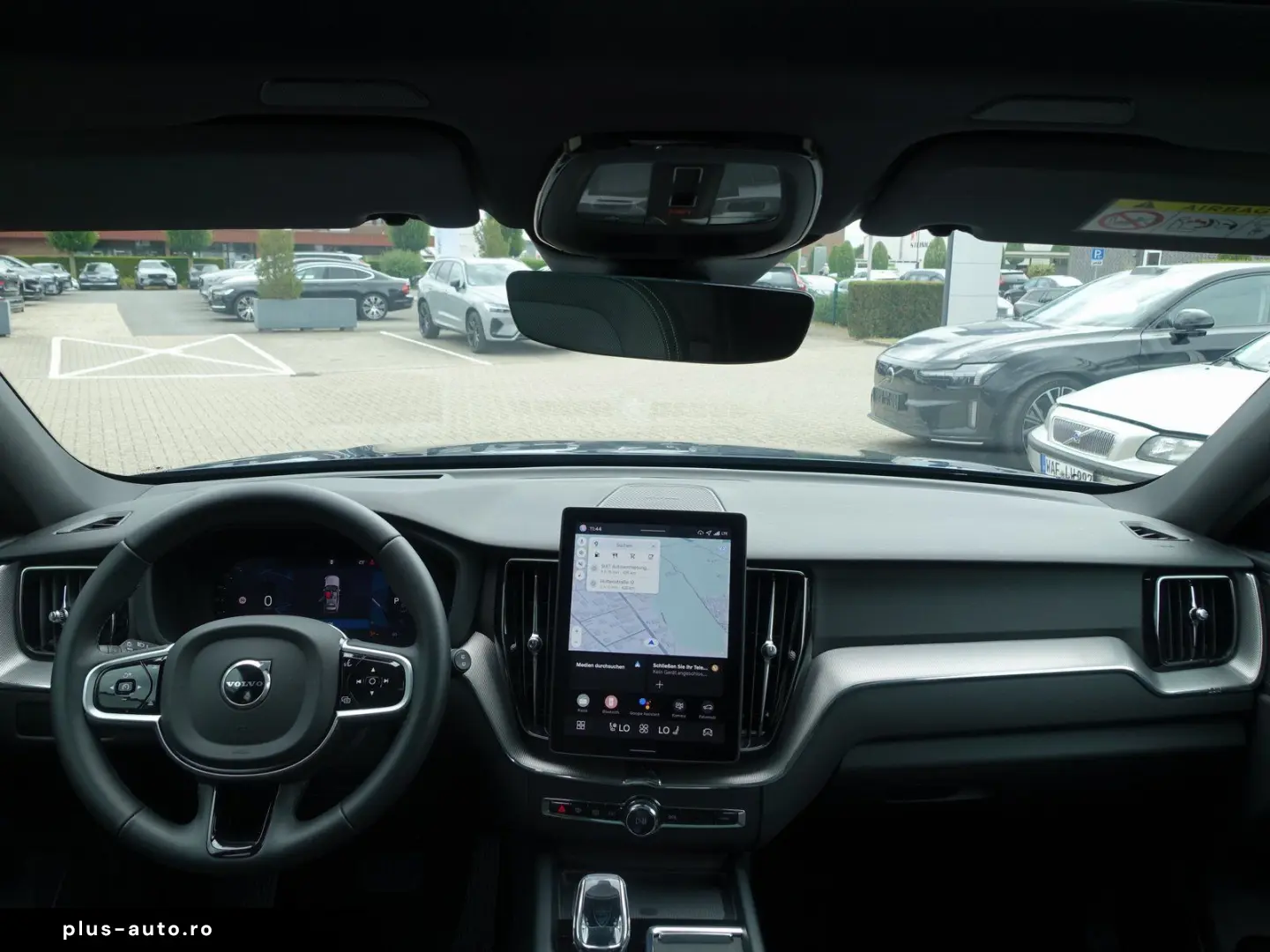 VOLVO XC60 Black Edition Plus B5 AWD HUD PANO AHK 360