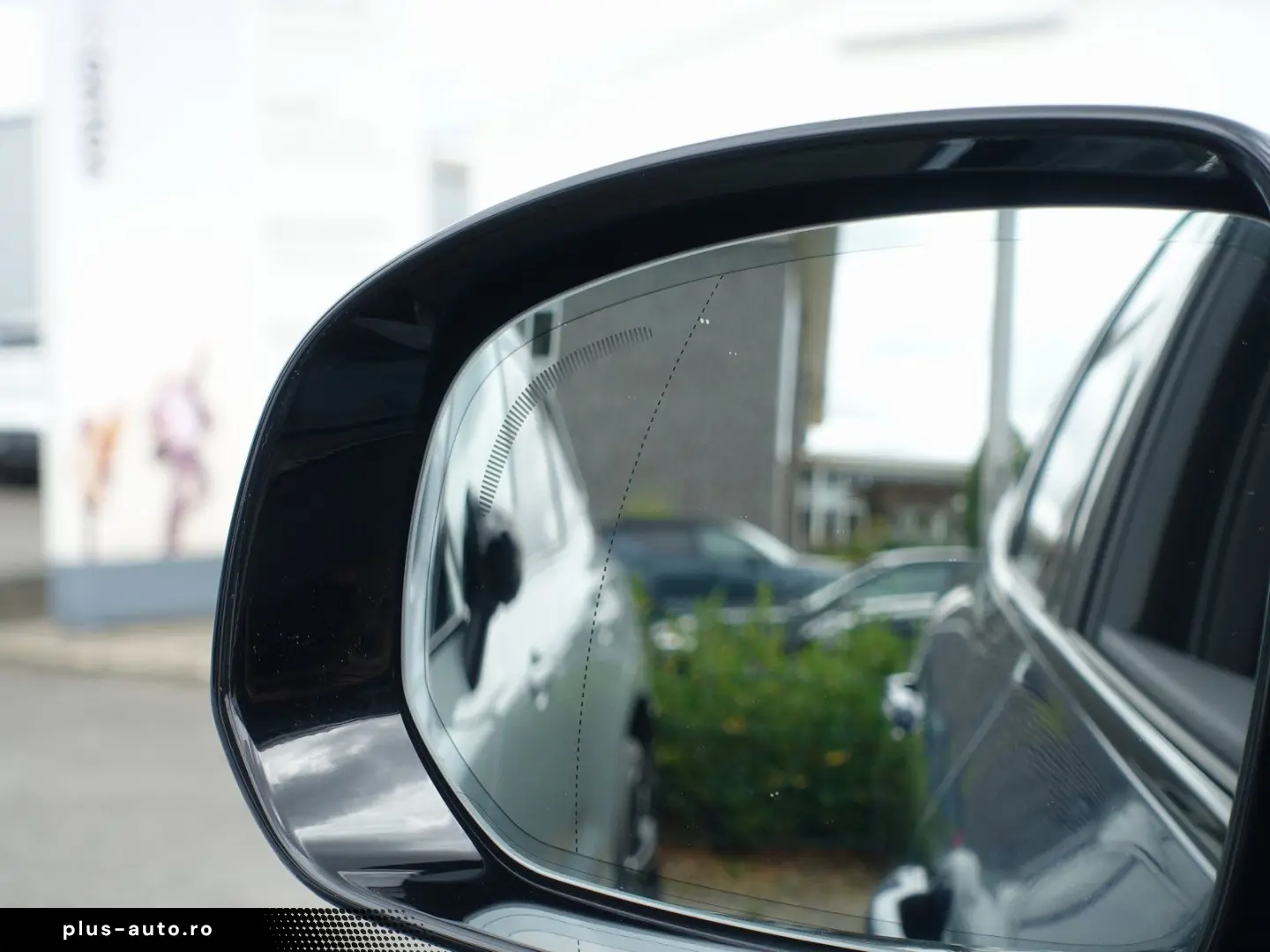 VOLVO XC60 Black Edition Plus B5 AWD HUD PANO AHK 360