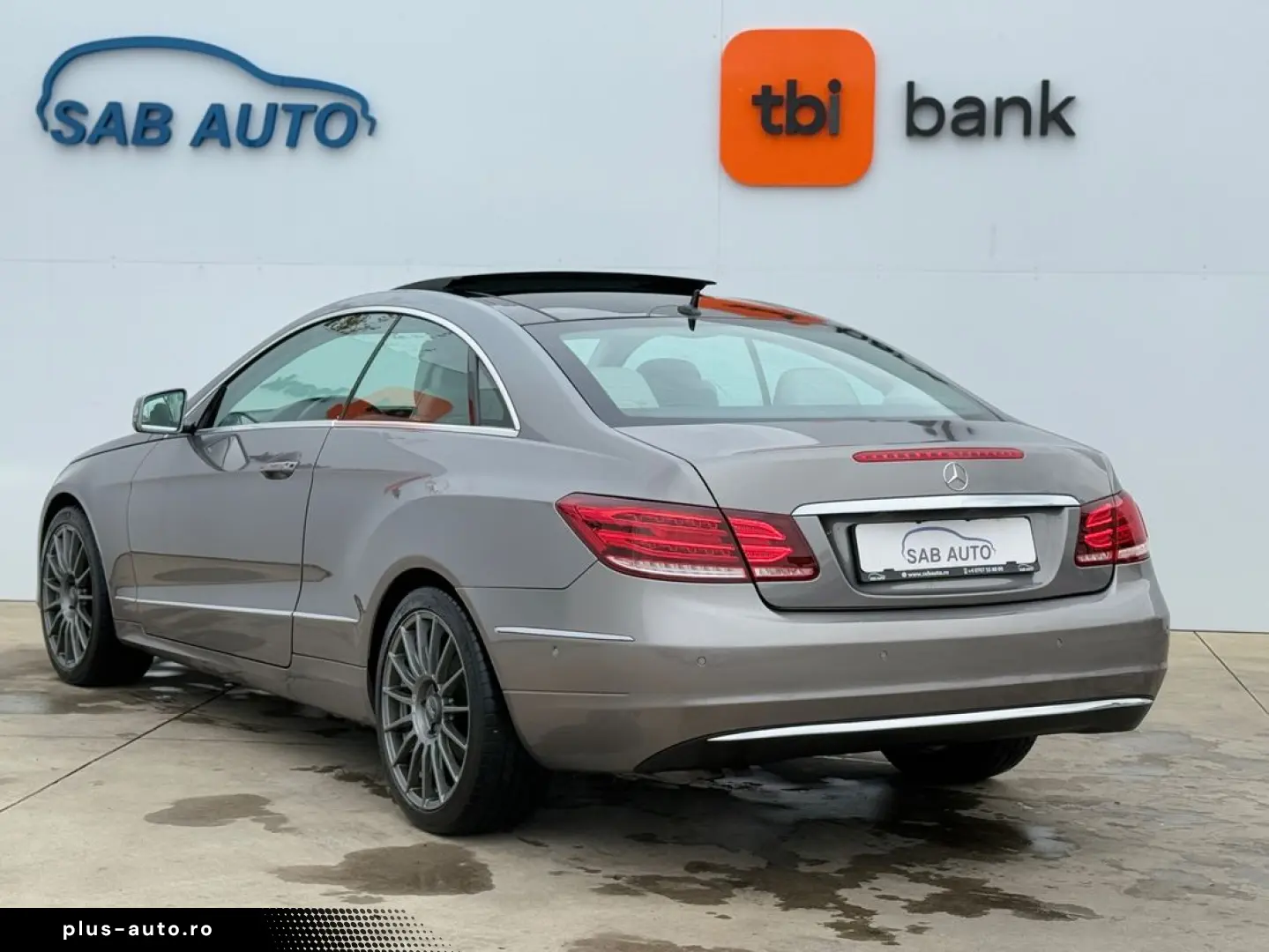 Mercedes-Benz E