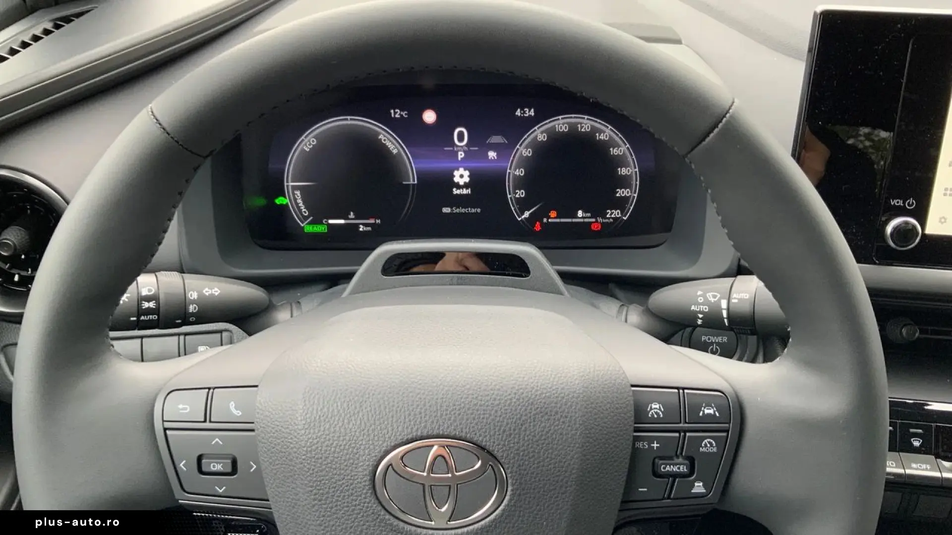 TOYOTA C-HR 1.8 HEV 140 CP 4x2 CVT Dynamic - 2 KM- 2026