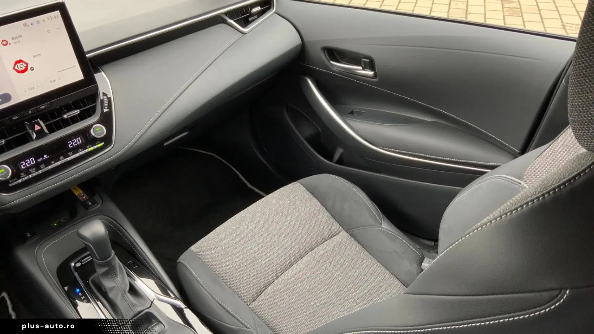 TOYOTA COROLLA 1.8 HEV Dynamic - 1948 KM - 2026