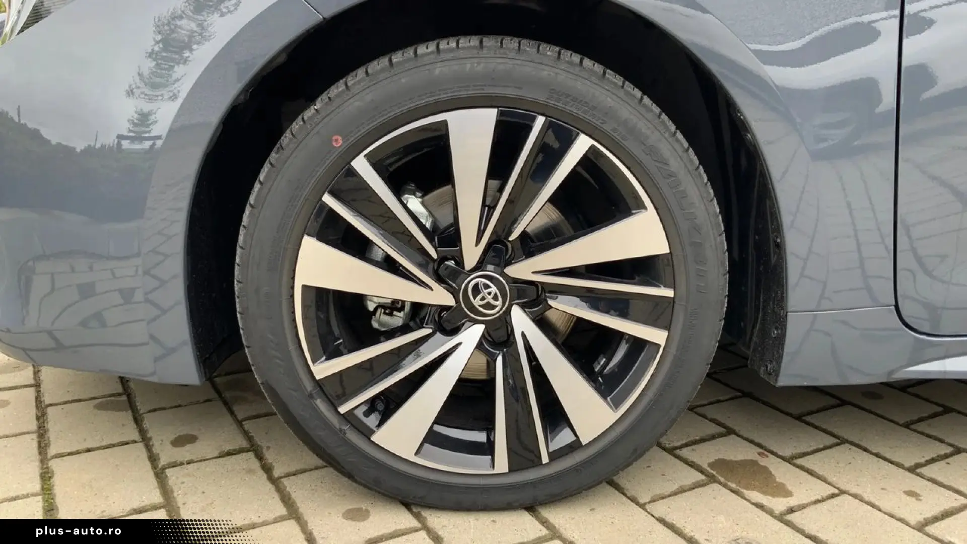 TOYOTA COROLLA 1.8 HEV Dynamic - 1948 KM - 2026