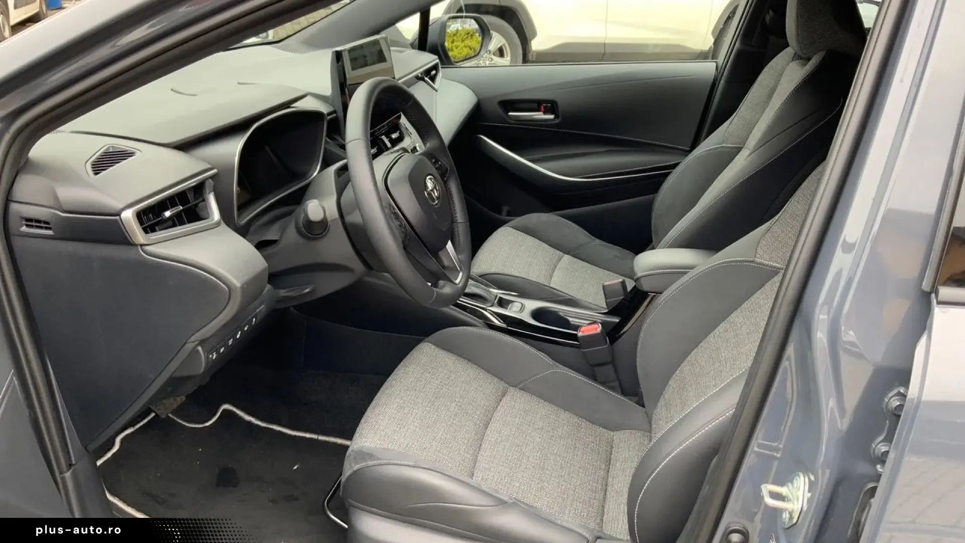 TOYOTA COROLLA 1.8 HEV Dynamic - 1948 KM - 2026