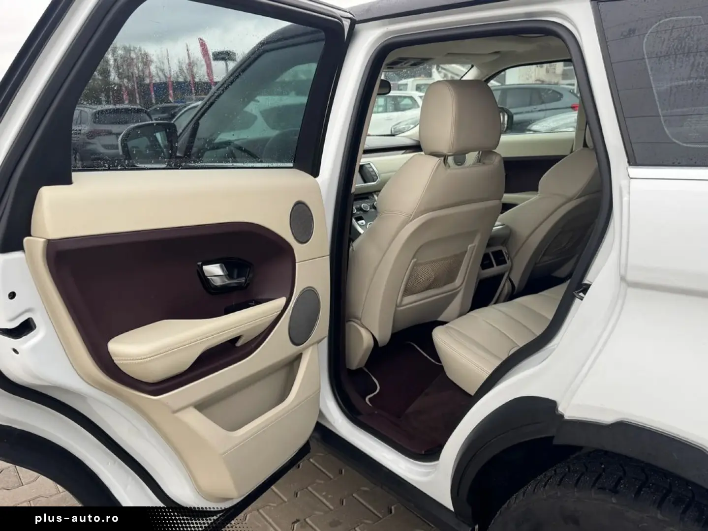 Land-Rover Range-Rover-Evoque