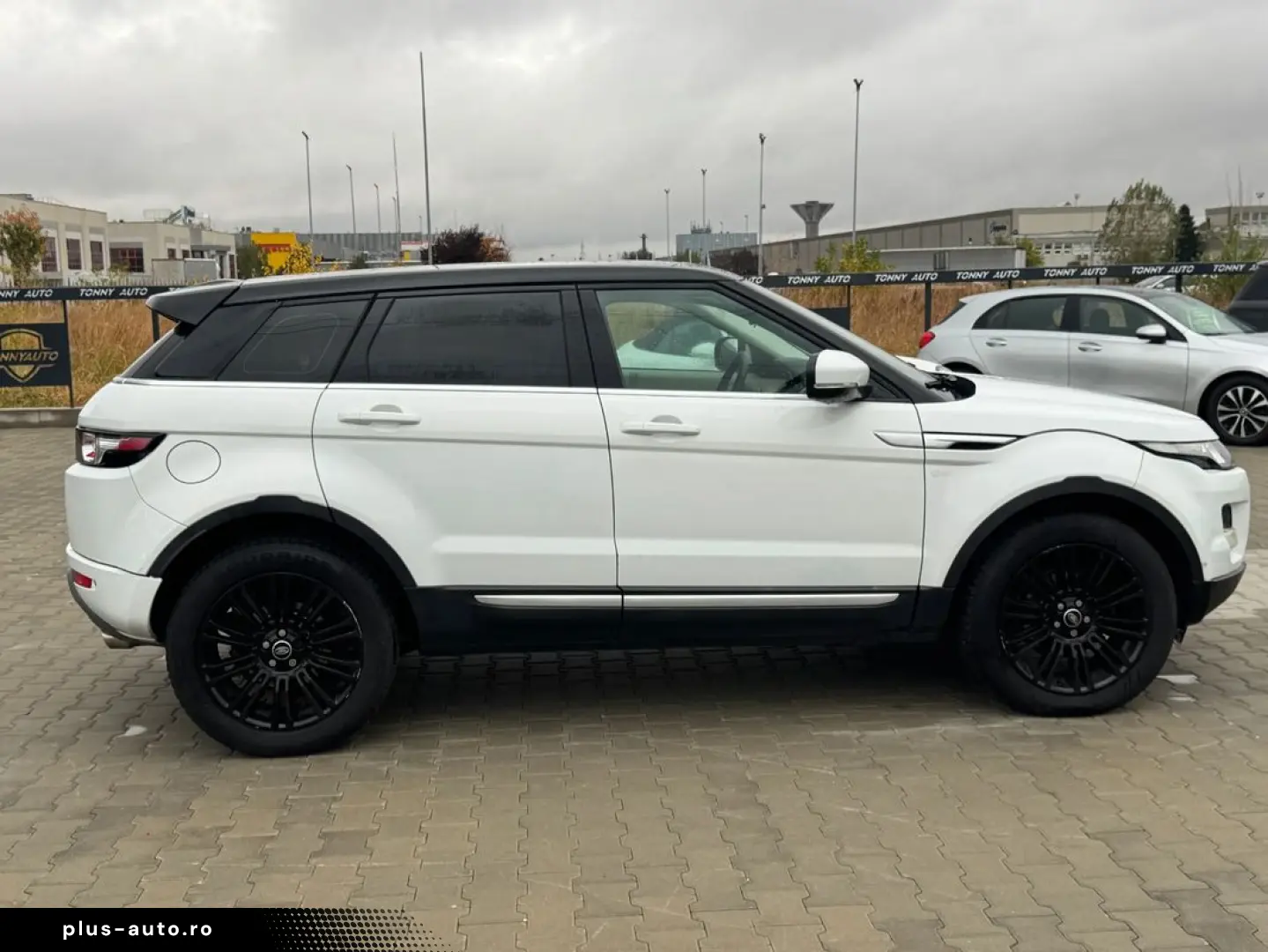 Land-Rover Range-Rover-Evoque