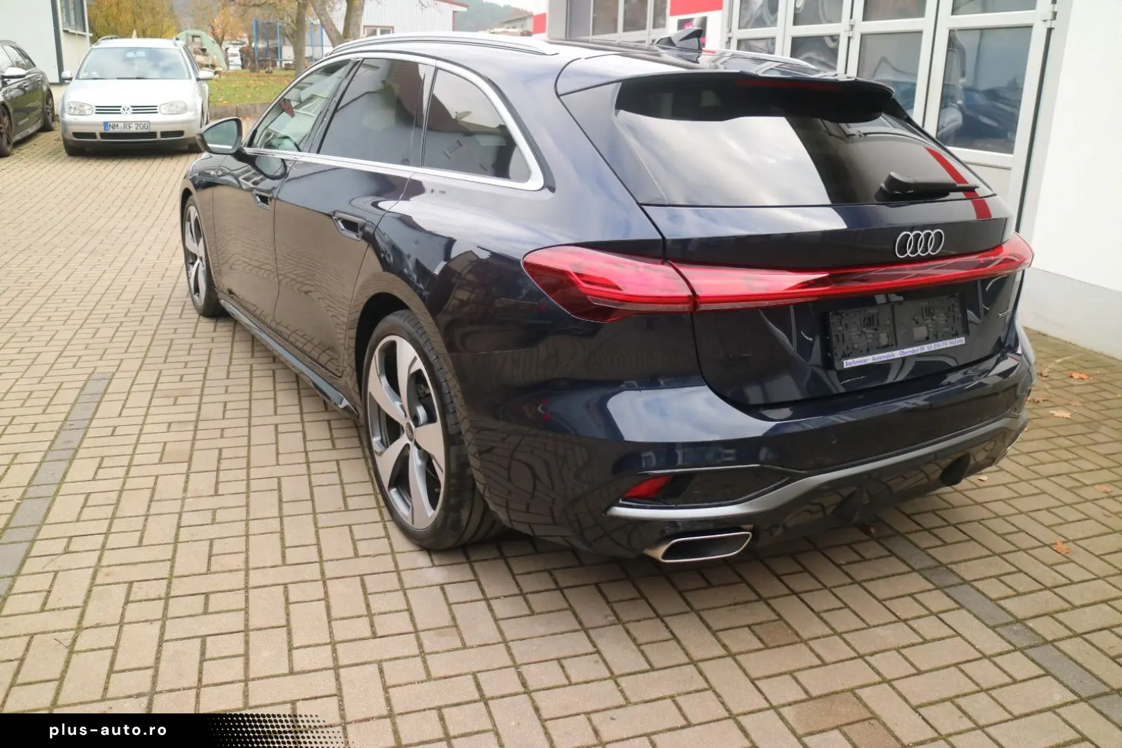 AUDI A5 Avant 2.0TFSI Quattro-S-Line-ACC