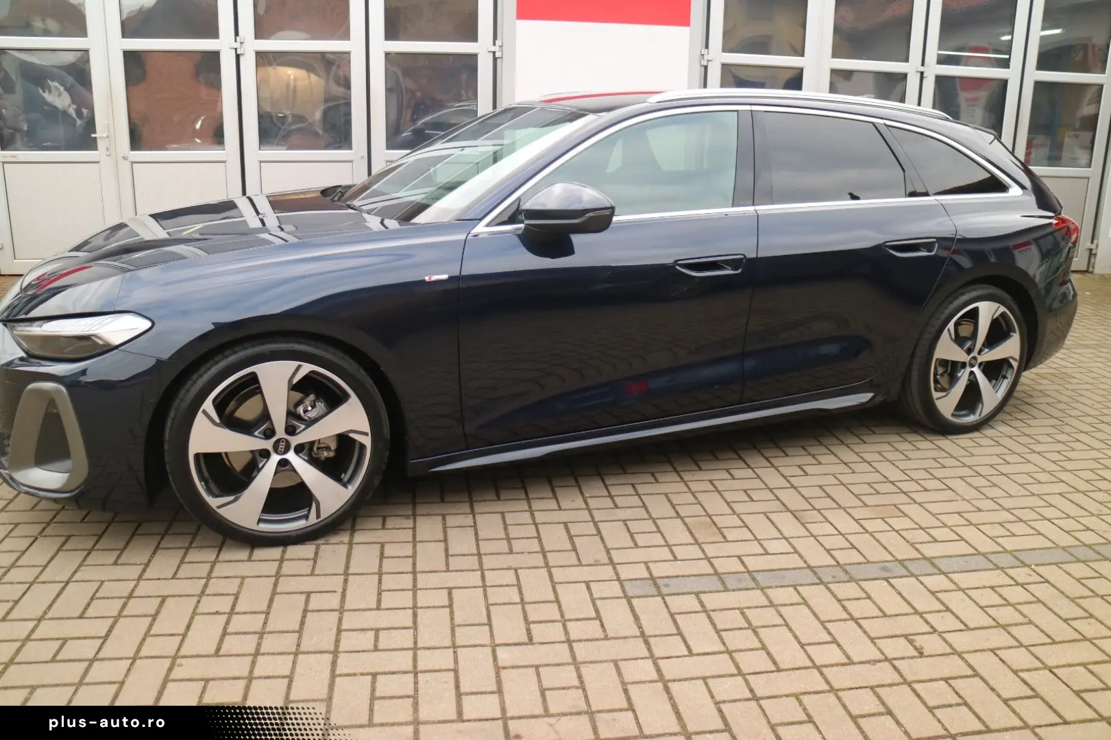 AUDI A5 Avant 2.0TFSI Quattro-S-Line-ACC