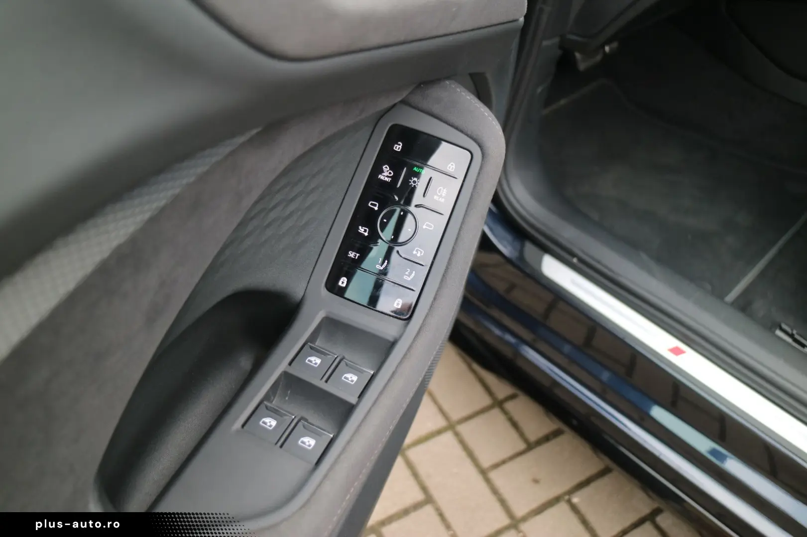 AUDI A5 Avant 2.0TFSI Quattro-S-Line-ACC