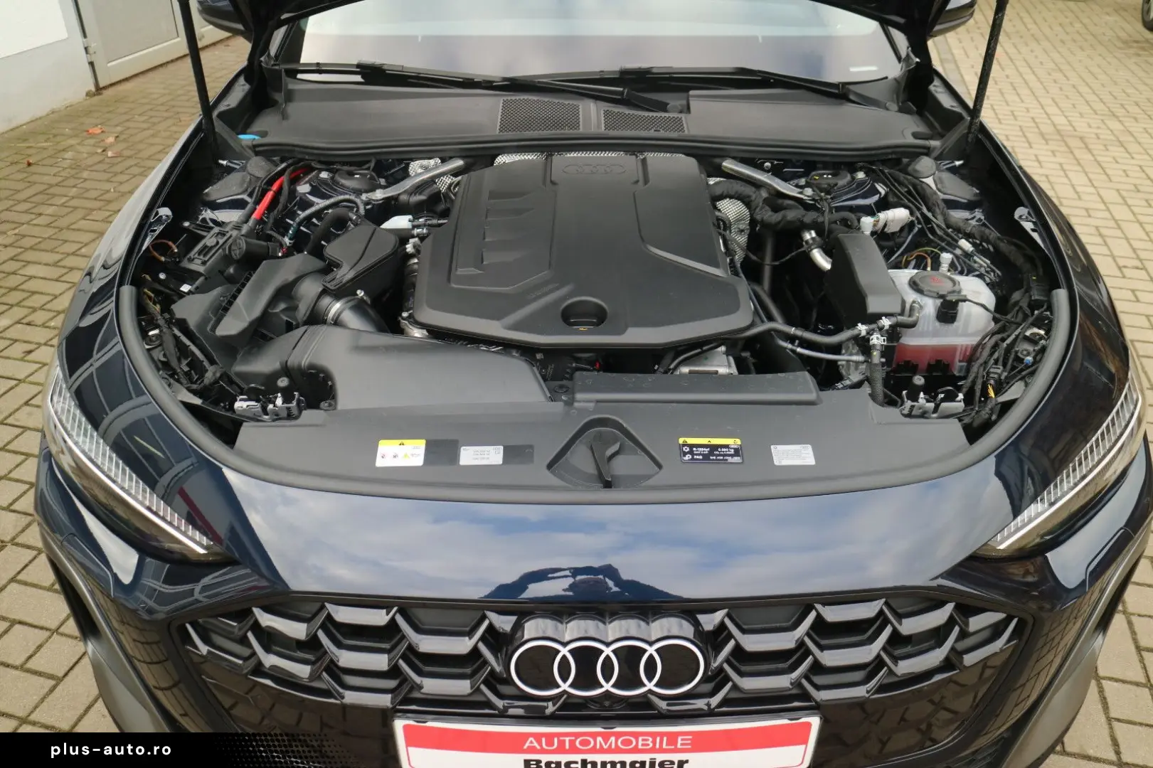 AUDI A5 Avant 2.0TFSI Quattro-S-Line-ACC