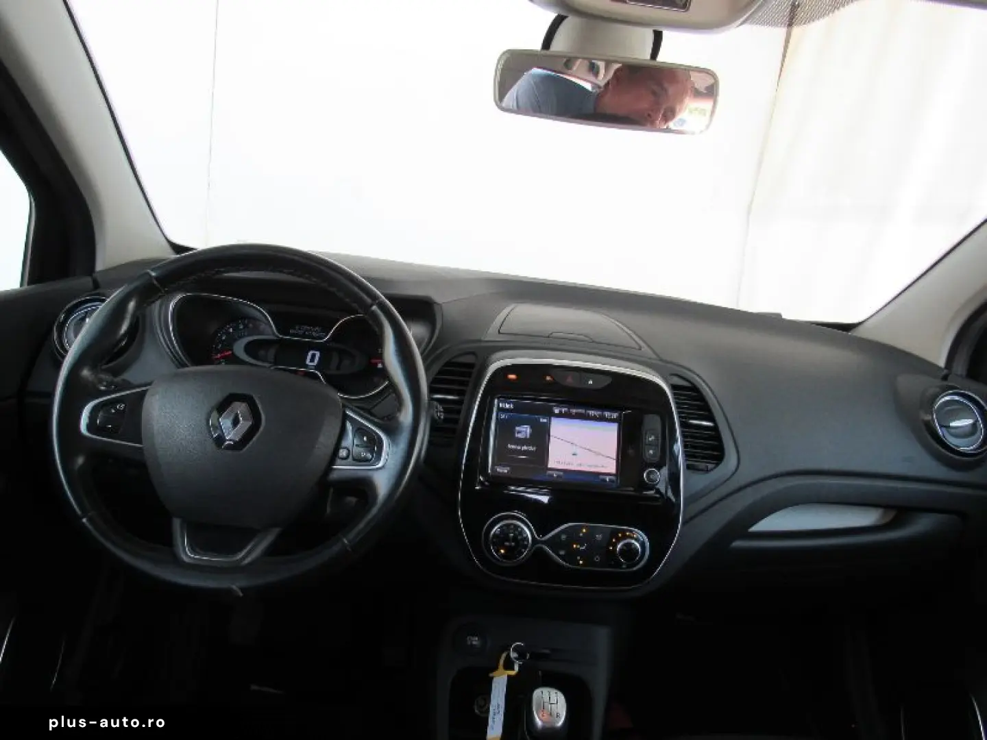 RENAULT CAPTUR TCe 90 Intens