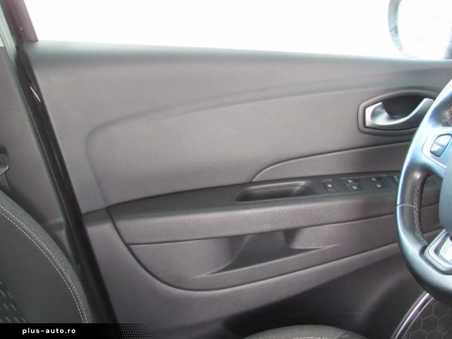 RENAULT CAPTUR TCe 90 Intens