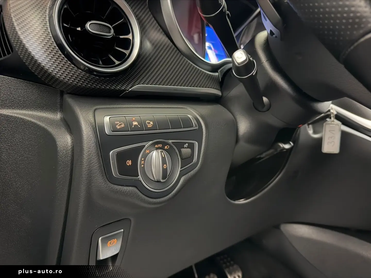 MERCEDES-BENZ V 300d 4M AMG LINE LANG AIRMATIC ACC 8-SITZE
