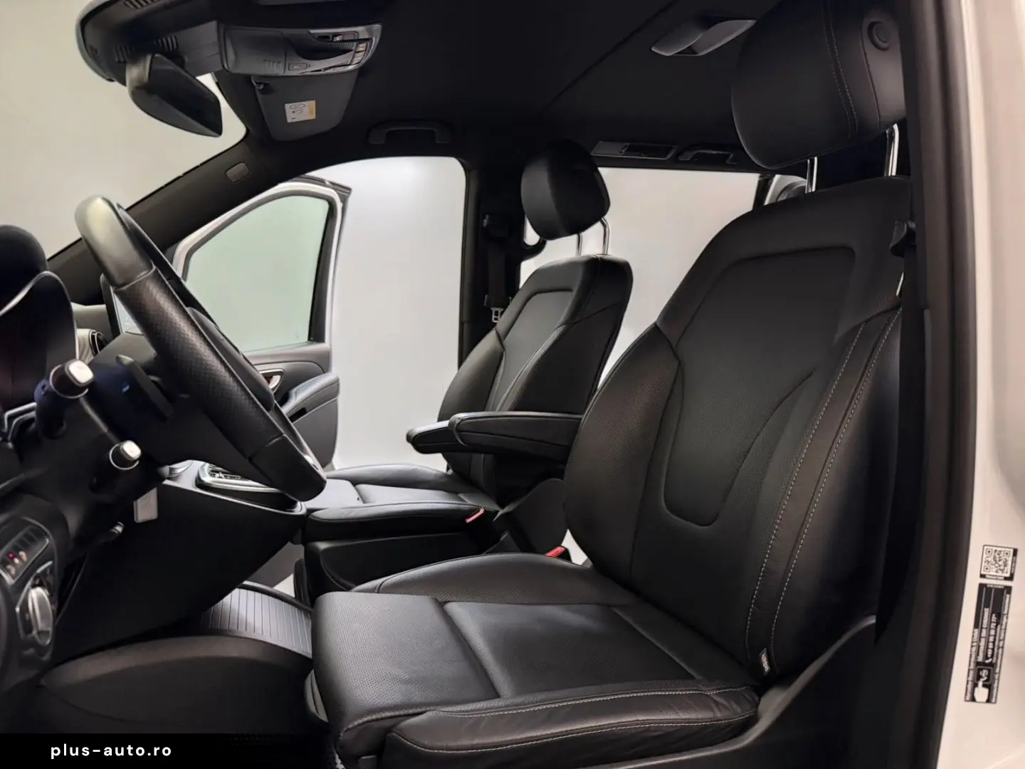 MERCEDES-BENZ V 300d 4M AMG LINE LANG AIRMATIC ACC 8-SITZE