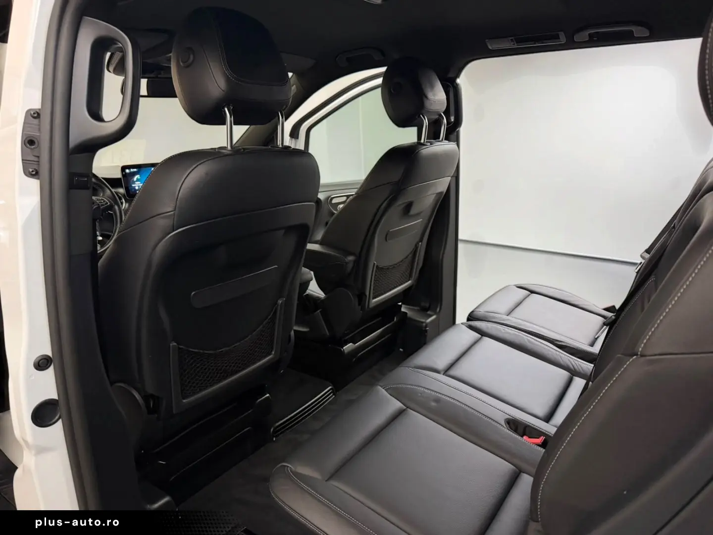 MERCEDES-BENZ V 300d 4M AMG LINE LANG AIRMATIC ACC 8-SITZE