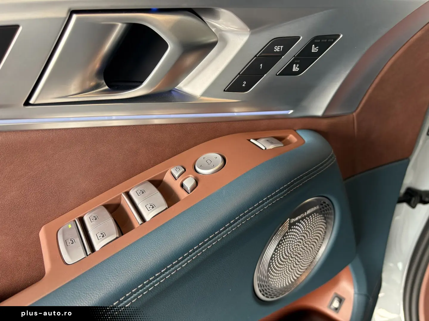 BMW XM Label