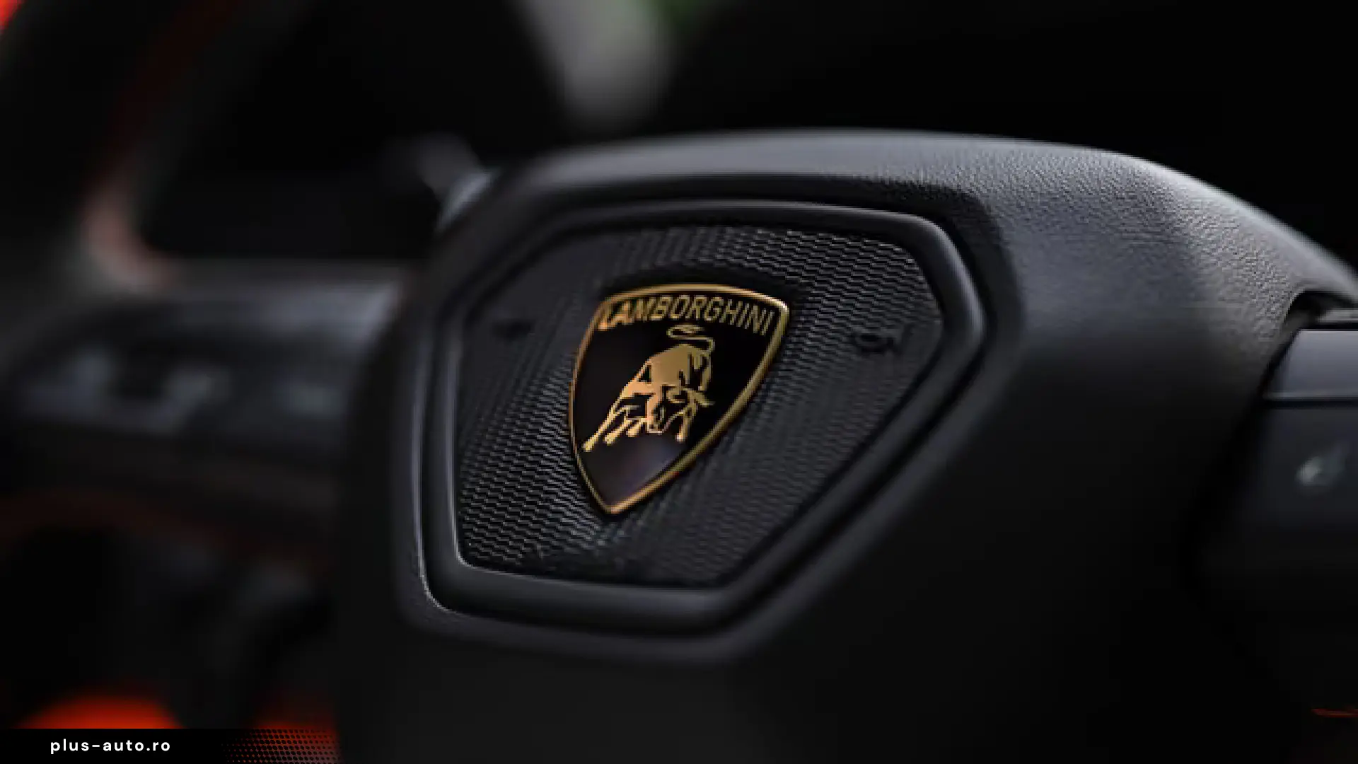 Lamborghini Urus 4.0 V8 SE   Panorama   Carbon