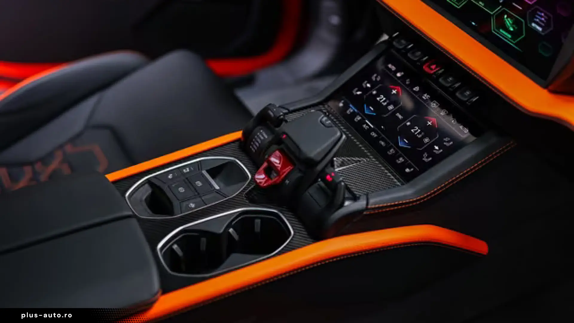 Lamborghini Urus 4.0 V8 SE   Panorama   Carbon