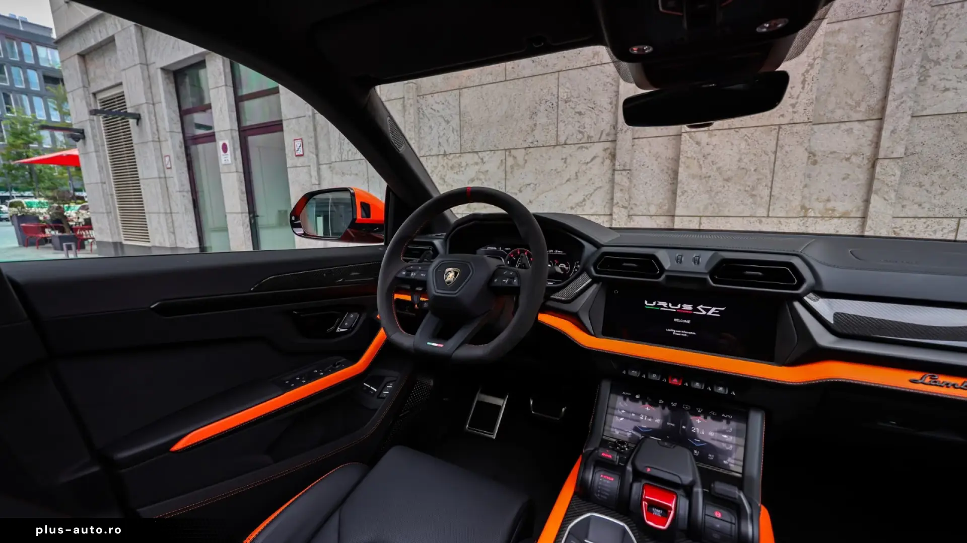 Lamborghini Urus 4.0 V8 SE   Panorama   Carbon