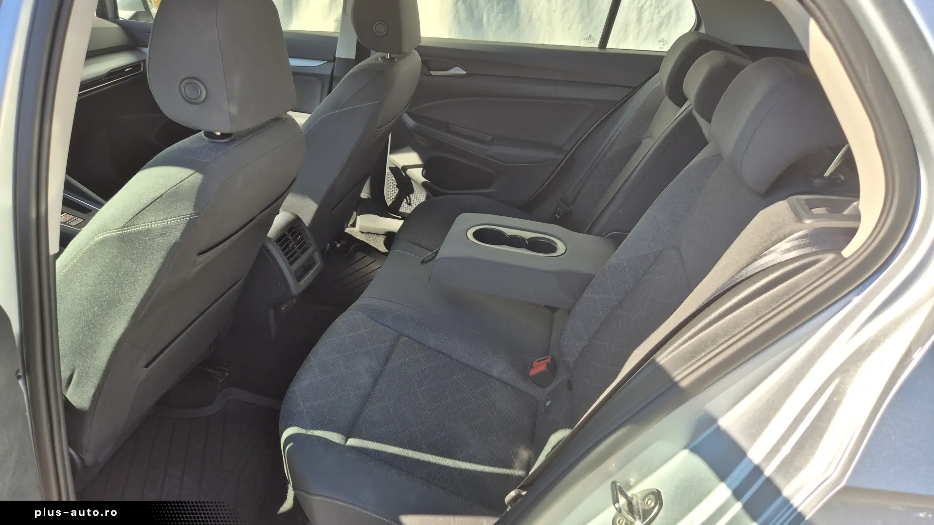 Volkswagen Golf 1.0 eTSI MHEV 110CP DSG Life