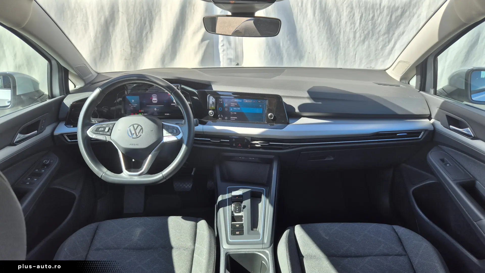 Volkswagen Golf 1.0 eTSI MHEV 110CP DSG Life