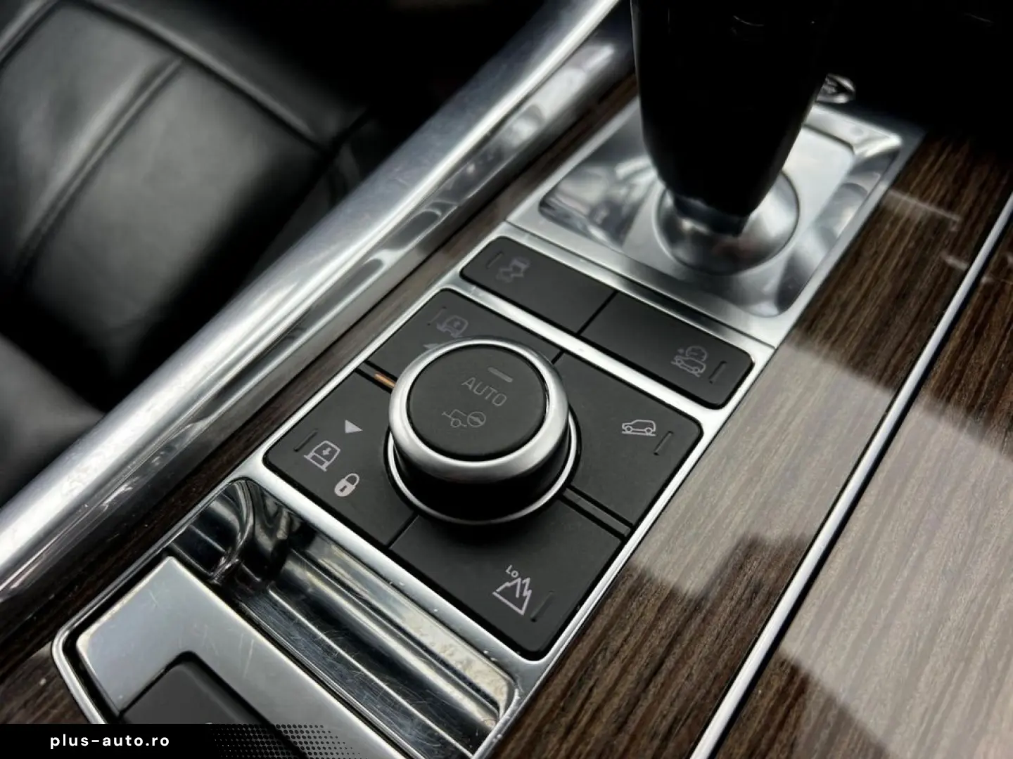 Land-Rover Range-Rover-Sport
