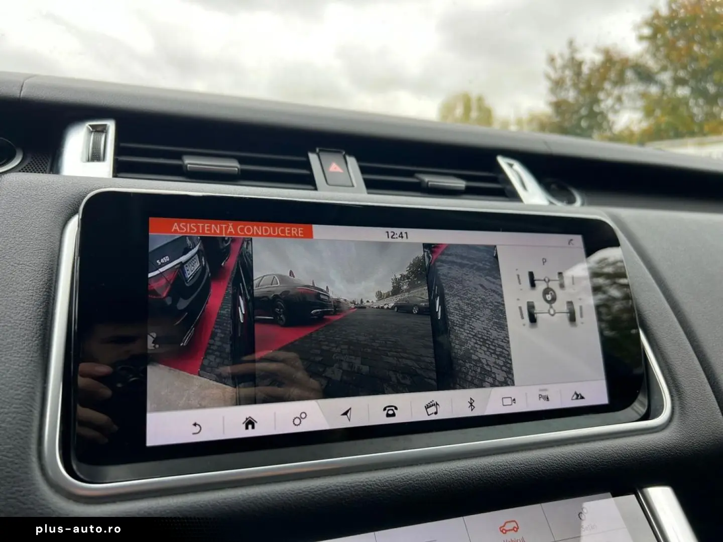 Land-Rover Range-Rover-Sport