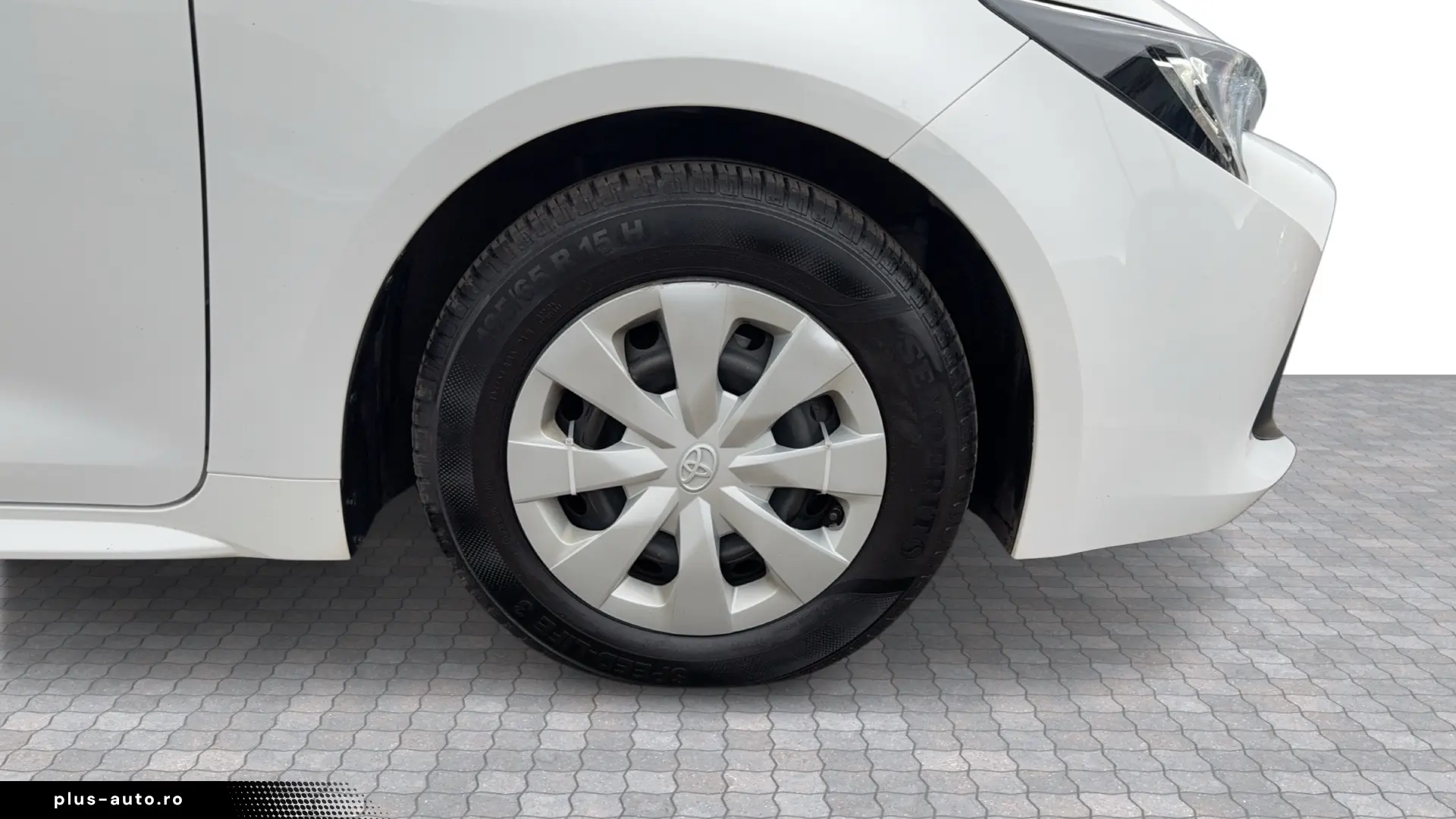 Toyota Corolla 1 8 Hybrid Active