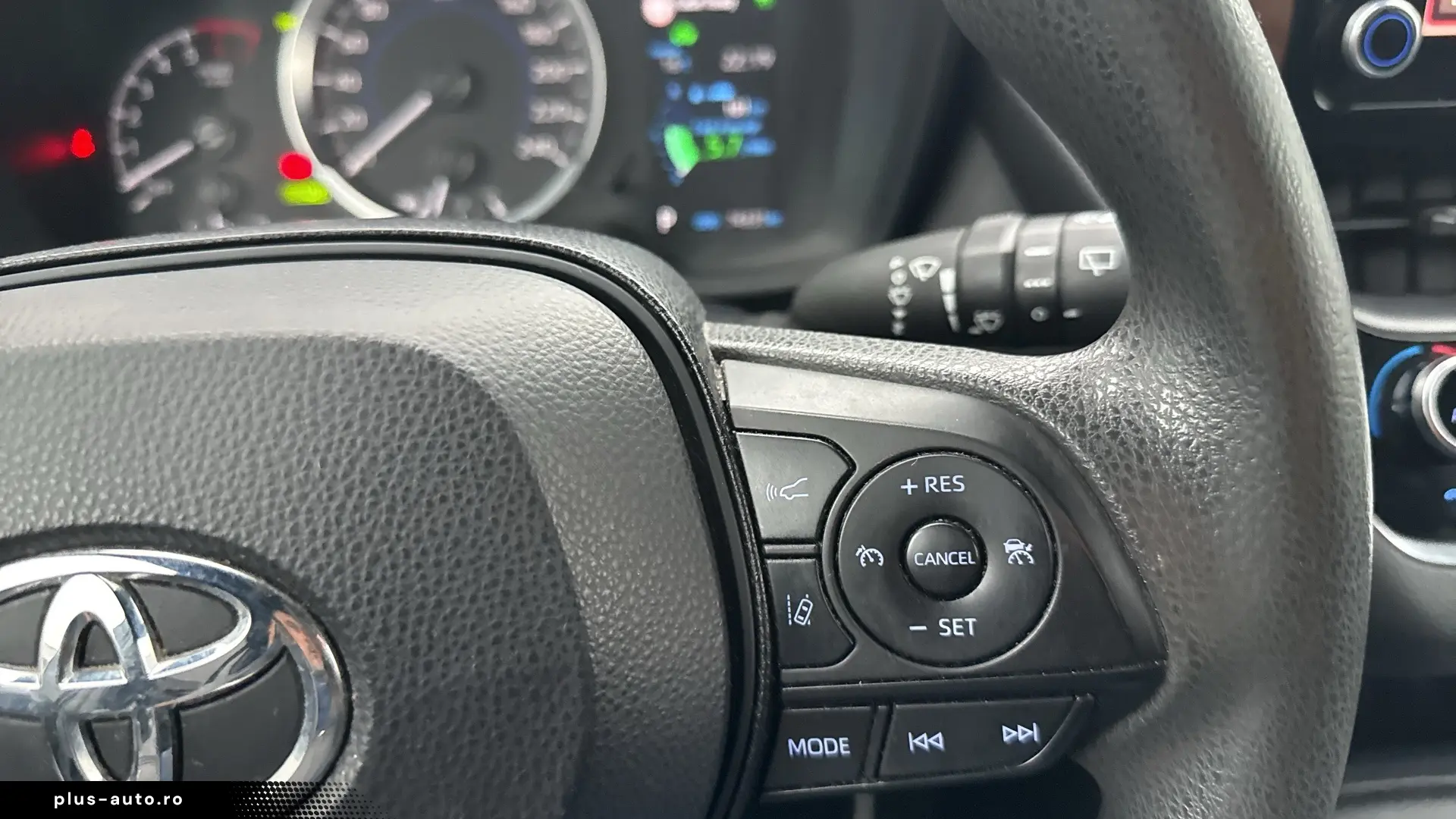 Toyota Corolla 1 8 Hybrid Active
