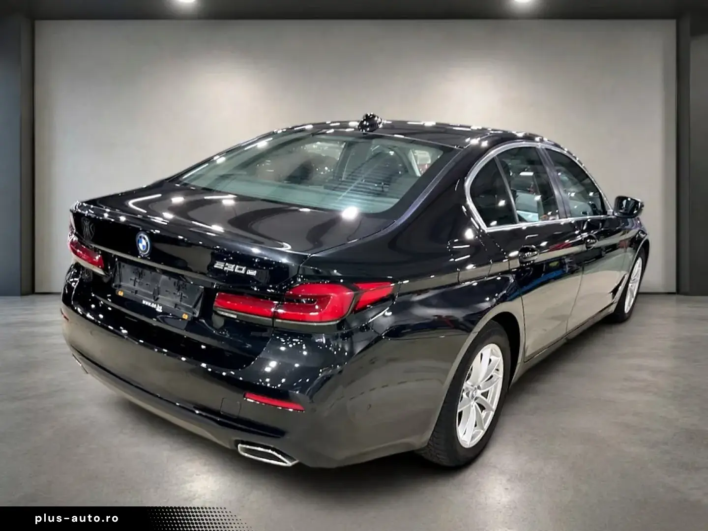 BMW 5 Series 530e Sedan Plug In Hybrid