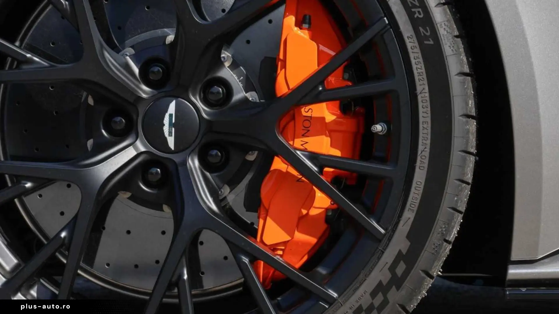 Aston Martin DB12 S Coupé TITANIUM EXHAUST • CARBON CERAMIC