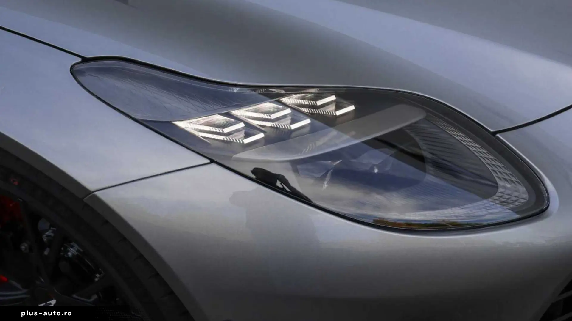 Aston Martin DB12 S Coupé TITANIUM EXHAUST • CARBON CERAMIC
