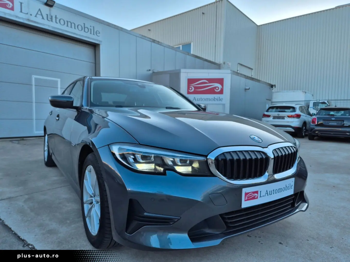 BMW 320eA    SPORT LINE    PHEV HYBRID    2022