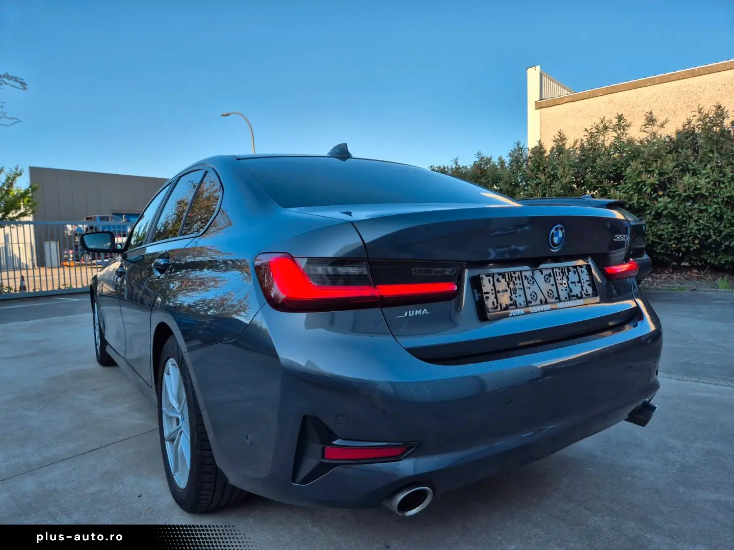 BMW 320eA    SPORT LINE    PHEV HYBRID    2022