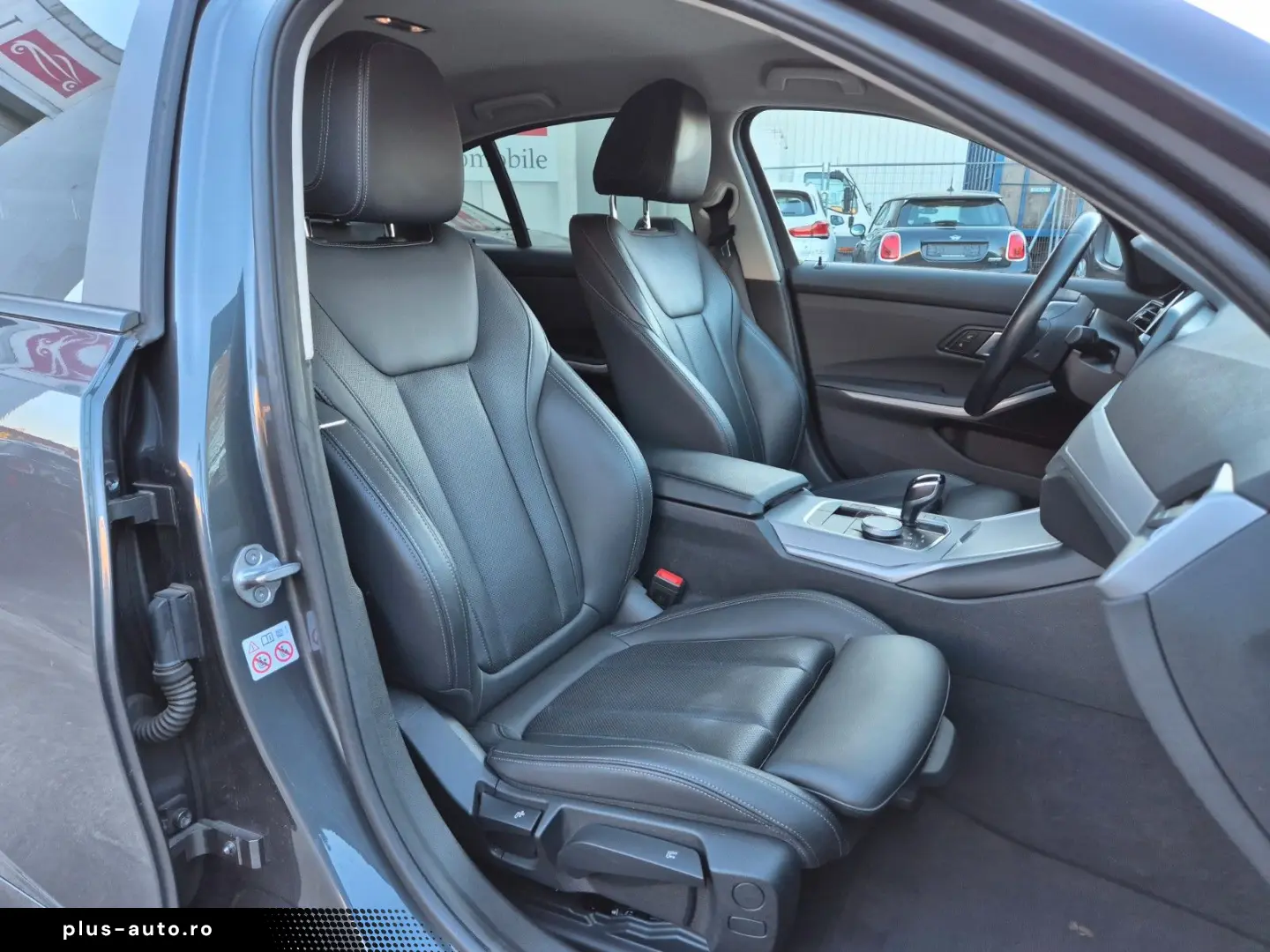 BMW 320eA    SPORT LINE    PHEV HYBRID    2022
