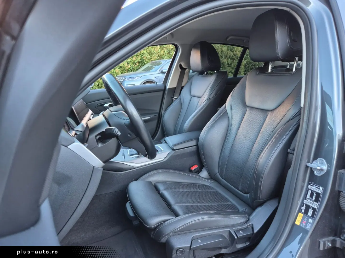 BMW 320eA    SPORT LINE    PHEV HYBRID    2022