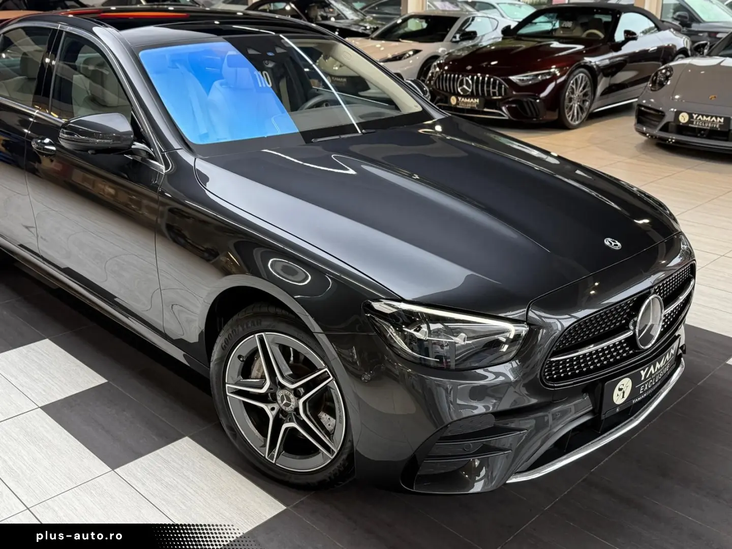 MERCEDES-BENZ E 300 de 4Matic AMG Pano Head-Up Massage 360