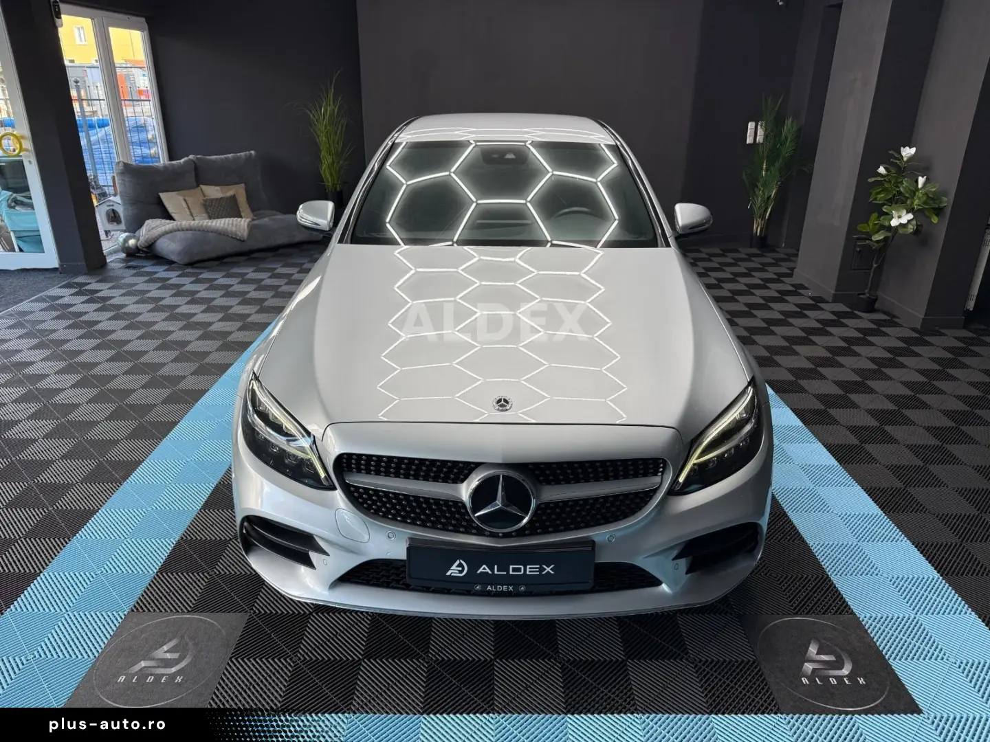 MERCEDES-BENZ C 220d 4MATIC AMG BURMESTER COMAND LED DIST