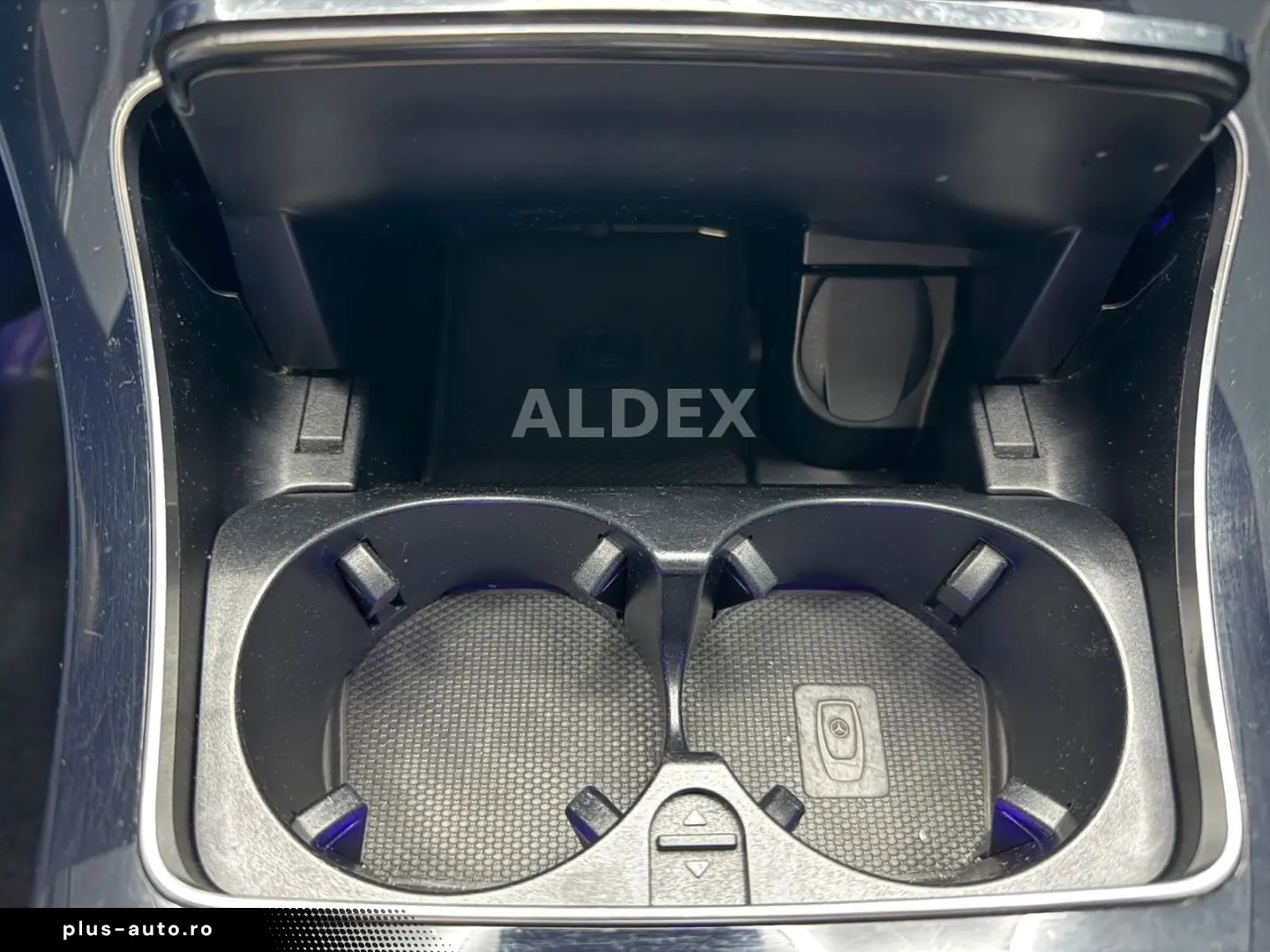MERCEDES-BENZ C 220d 4MATIC AMG BURMESTER COMAND LED DIST