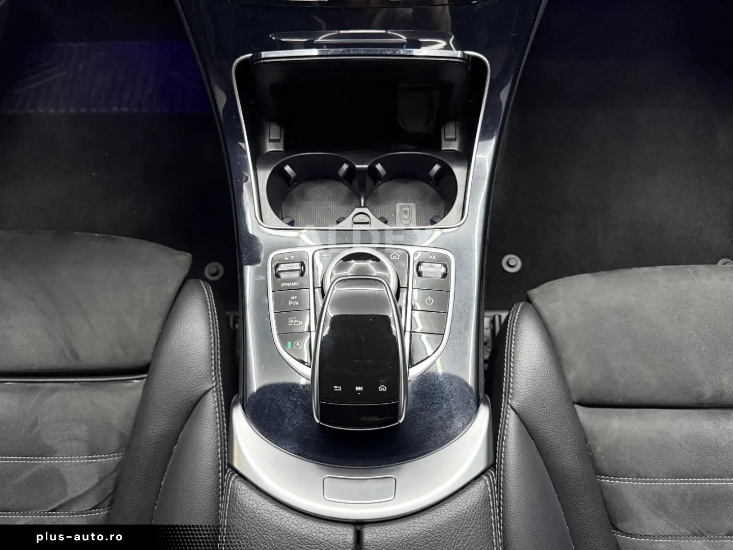 MERCEDES-BENZ C 220d 4MATIC AMG BURMESTER COMAND LED DIST