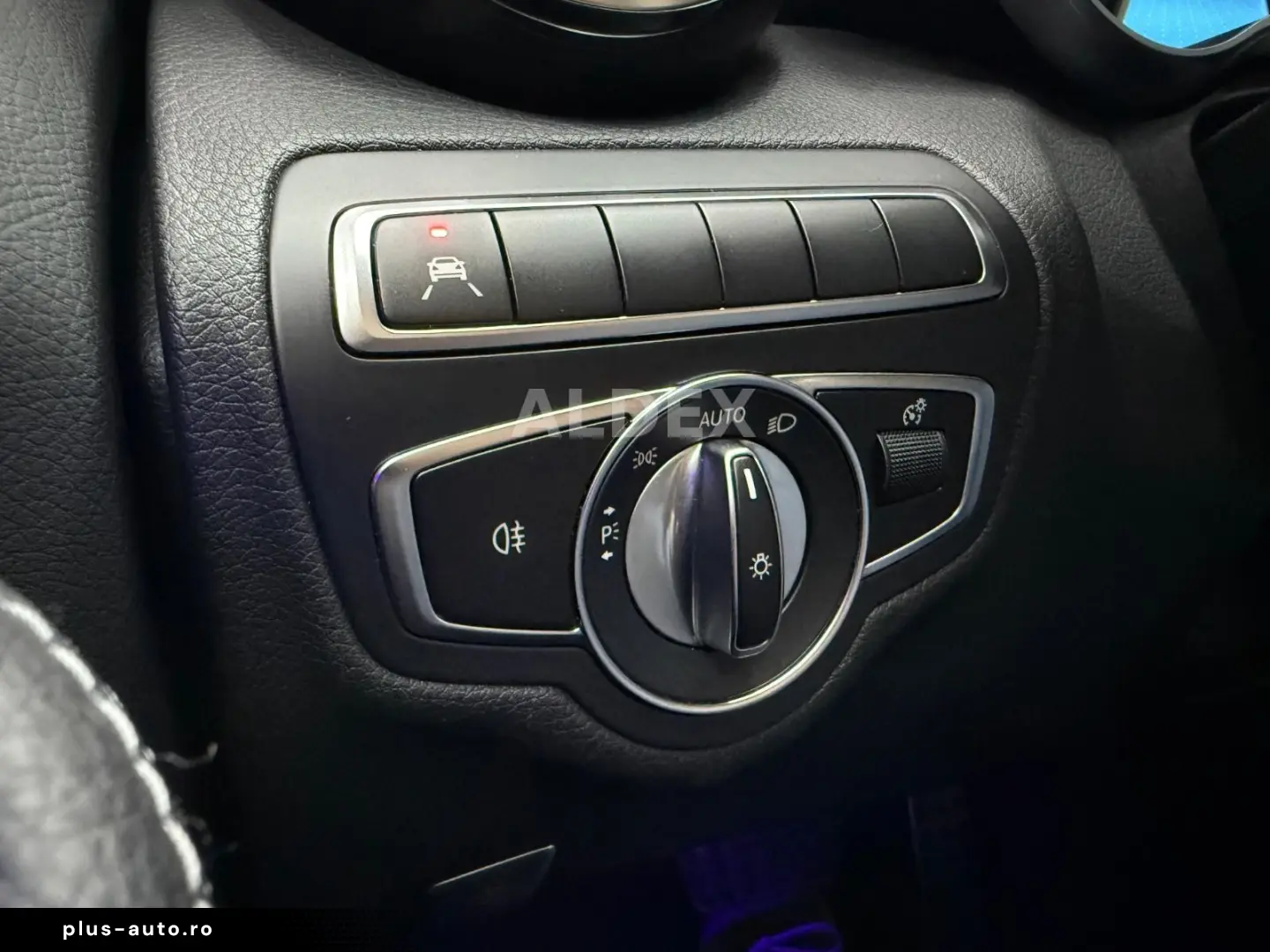 MERCEDES-BENZ C 220d 4MATIC AMG BURMESTER COMAND LED DIST