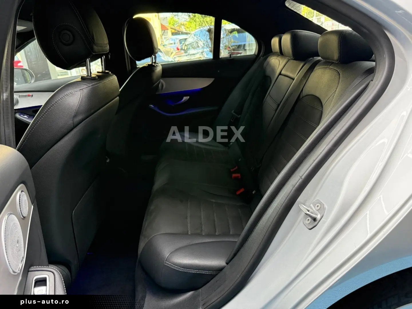MERCEDES-BENZ C 220d 4MATIC AMG BURMESTER COMAND LED DIST